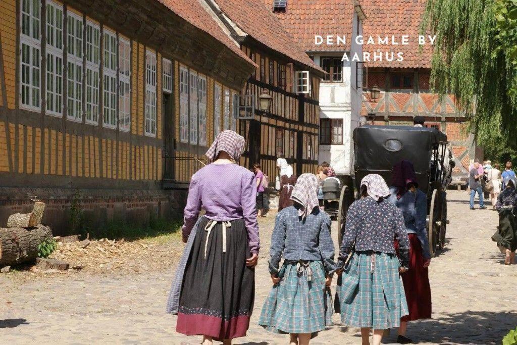 Bo Med Stil Og Udsigt Til Aarhus Lystbadehavn Exterior foto